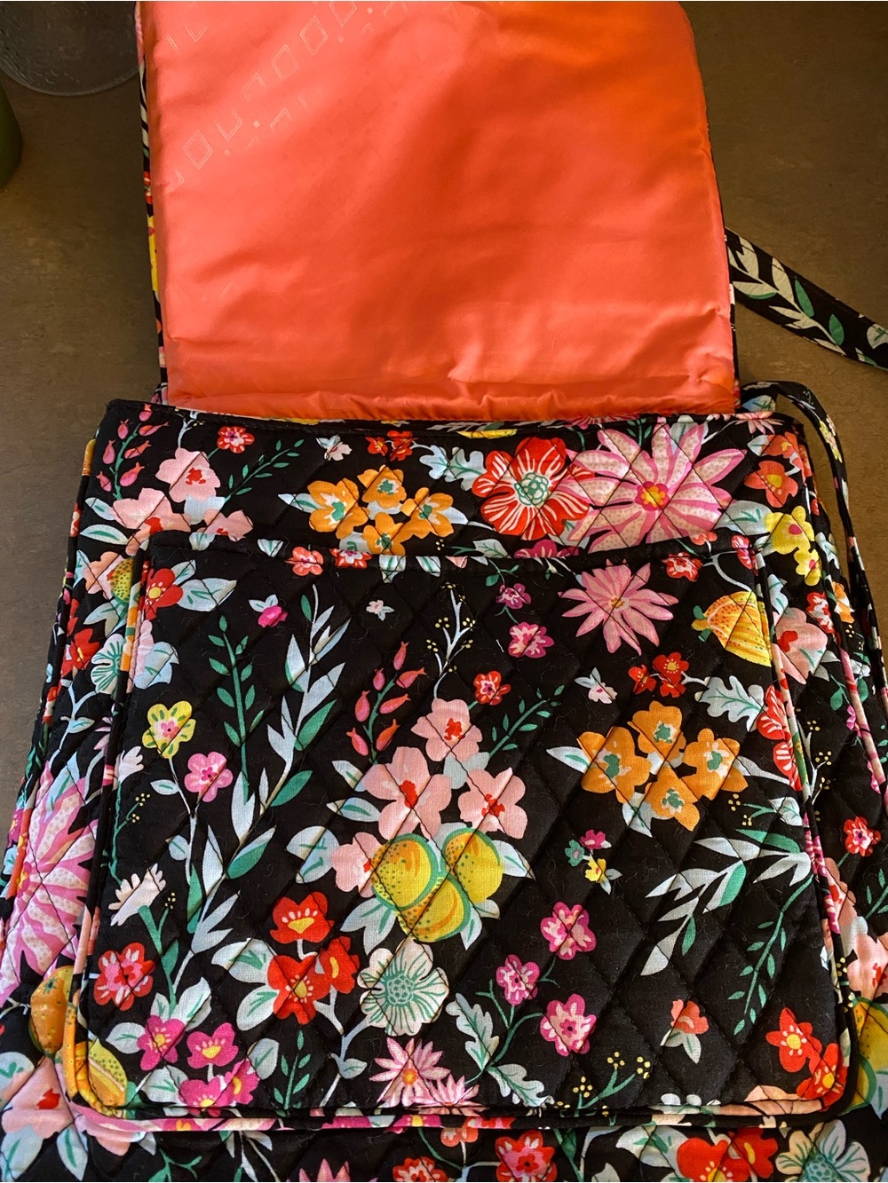 Vera Bradley Crossbody Bag - Picture 6 of 8
